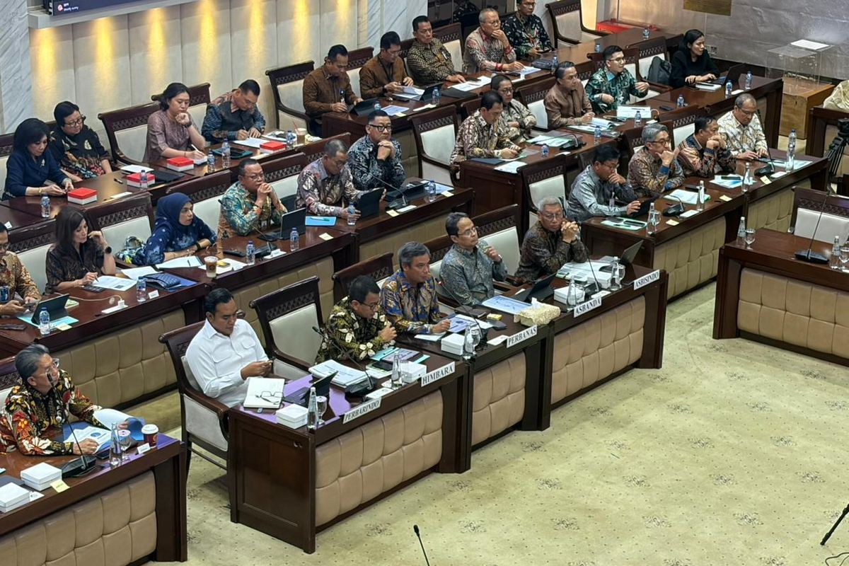 Konsolidasi Massal 30 Tahun: Jumlah Bank di Indonesia Rontok dari 240 Menjadi 105, Ini Kata Perbanas