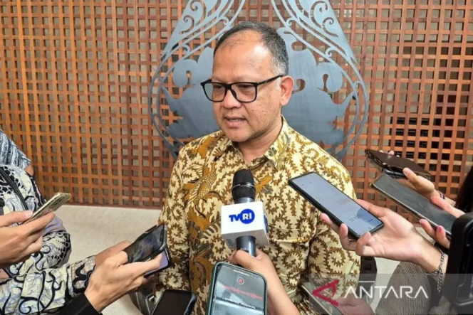
					Kemdiktisaintek Susun RPL untuk Percepat Ketersediaan Tenaga Kesehatan