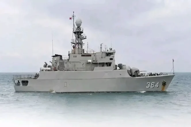 
					Pimpinan Komisi I DPR Minta Eks KRI Ki Hajar Dewantara Dijual Untung