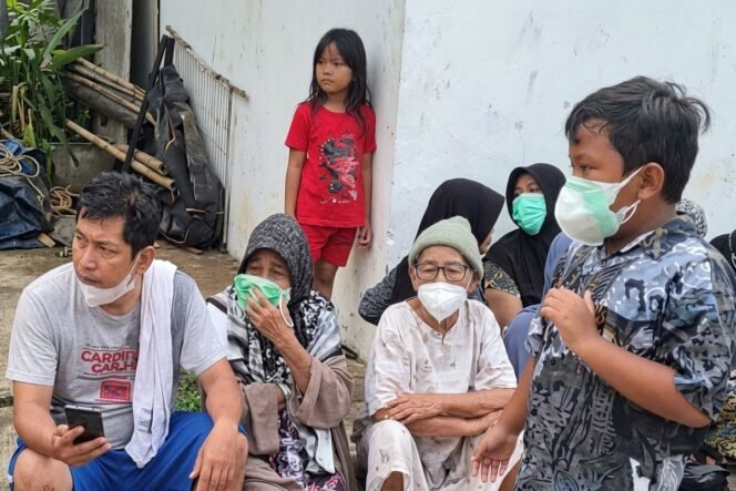 
					(Dokumentasi RT 01/RW 04 Pekayon Jaktim)