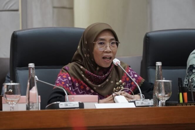 
					(Febrianto Adi Saputro)