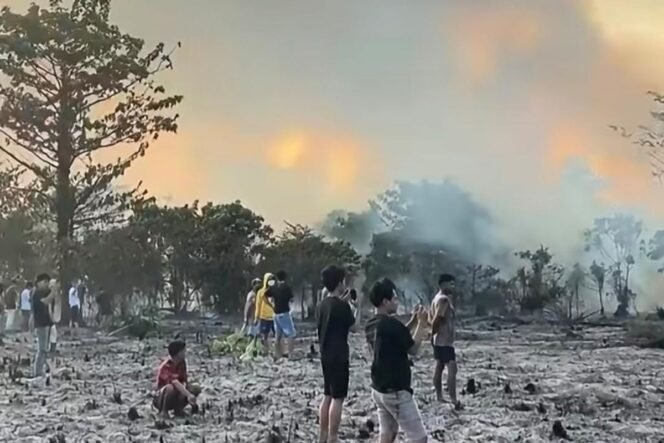 
					(DOK, WARGA DESA BAHOMAKMUR)