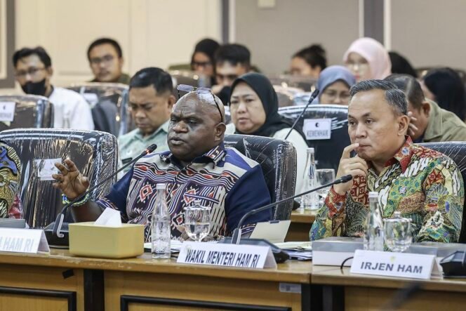 
					(ANTARA FOTO/Dhemas Reviyanto)