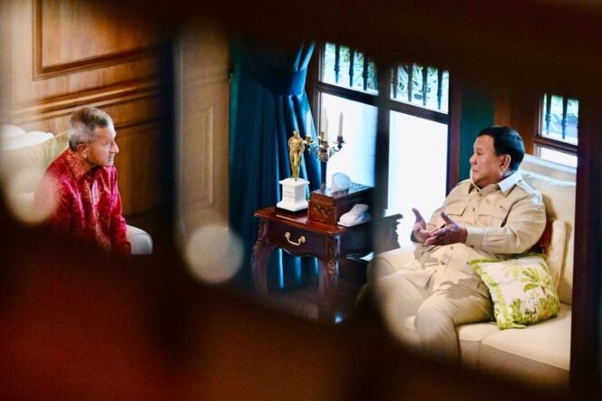 
					(Sekretariat Presiden RI)