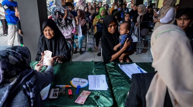(ANTARA FOTO/Putra M. Akbar)