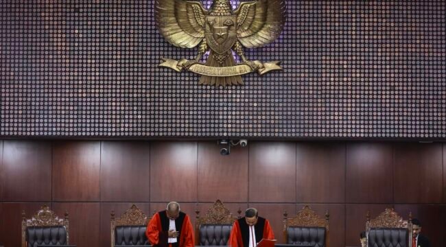(ANTARA FOTO/Dhemas Reviyanto)